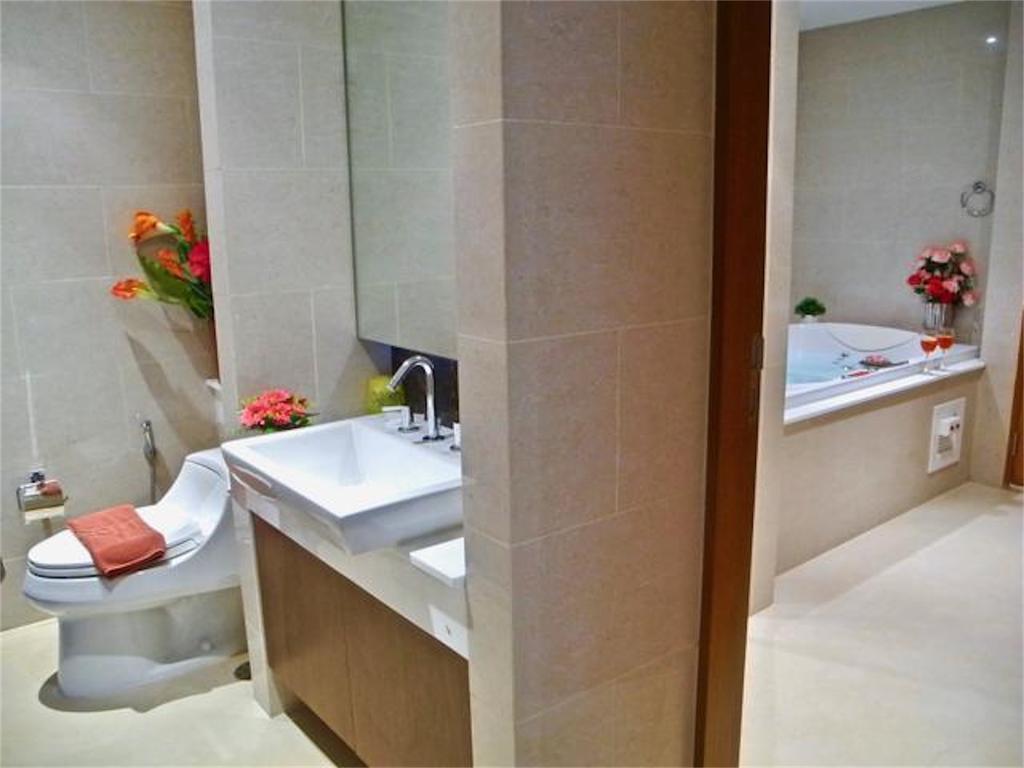 The Privilege Residence : 1 Bedroom Apartment In Patong Esterno foto