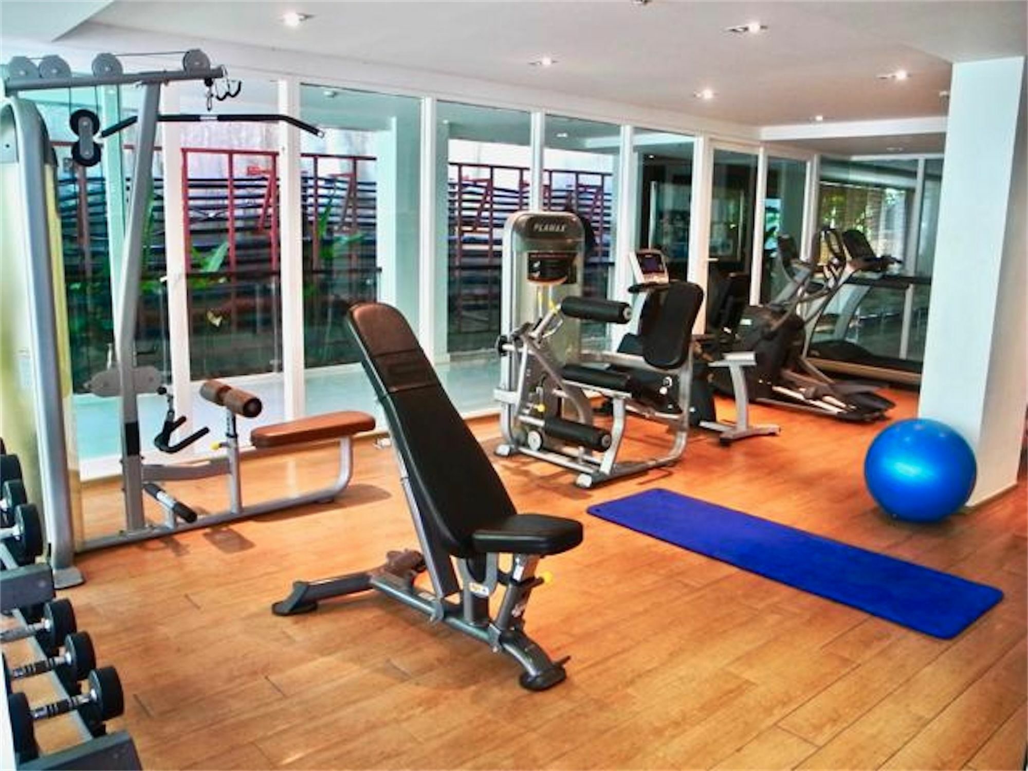 The Privilege Residence : 1 Bedroom Apartment In Patong Esterno foto